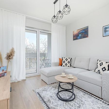 Bright Apartment Park Lotnikow Near Tauron Arena Krakow By Noclegi Renters Exterior foto
